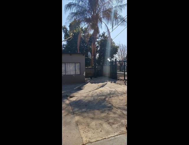 0 BEDROOM HOUSE FOR SALE IN GA-RANKUWA ZONE 3